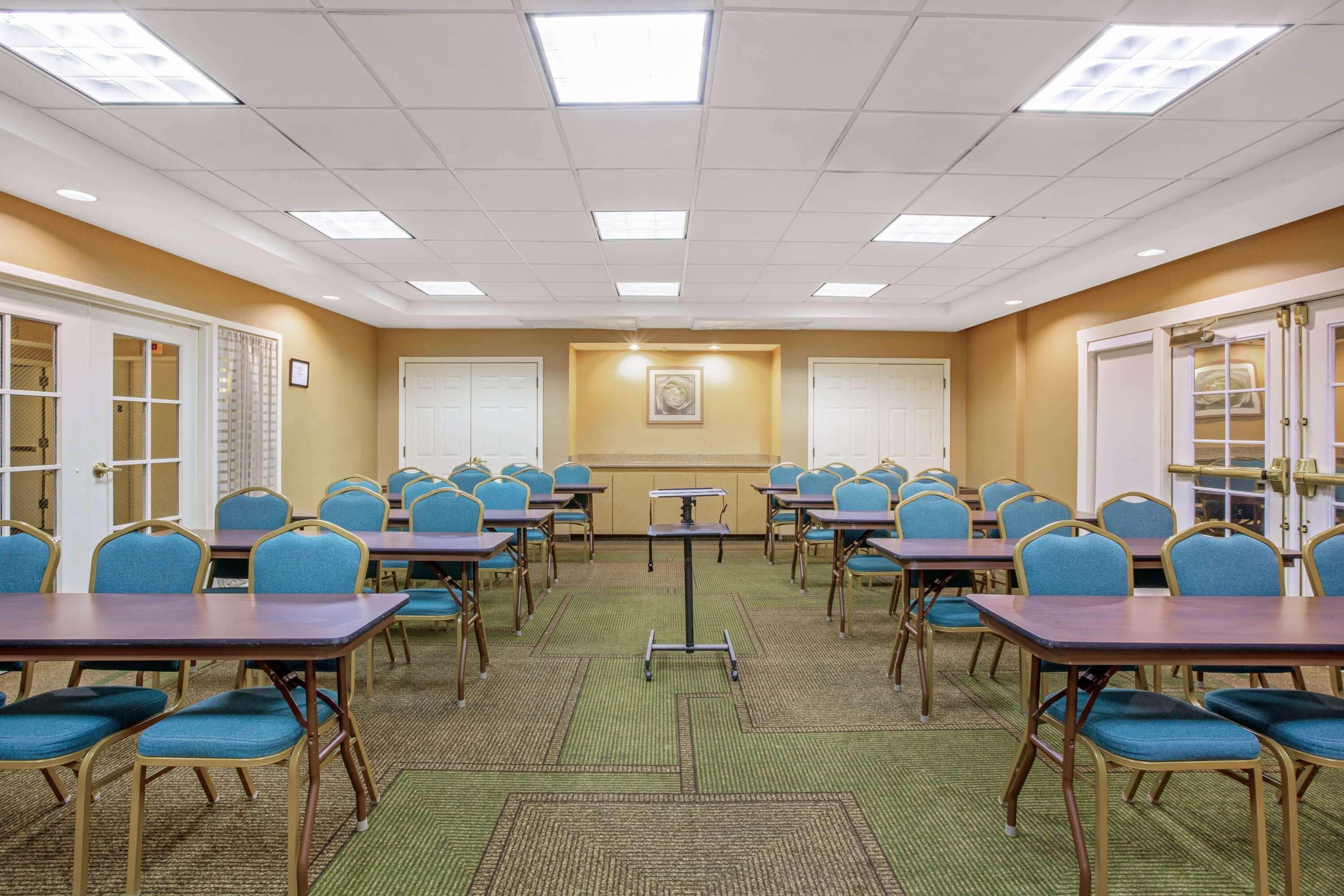 Hotel La Quinta By Wyndham Winston-Salem Zewnętrze zdjęcie
