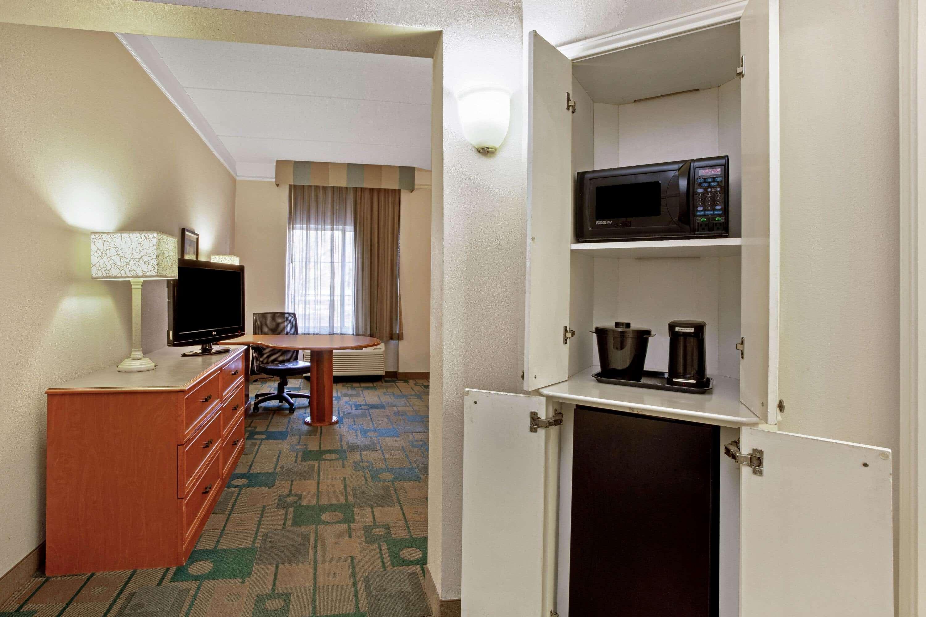 Hotel La Quinta By Wyndham Winston-Salem Zewnętrze zdjęcie