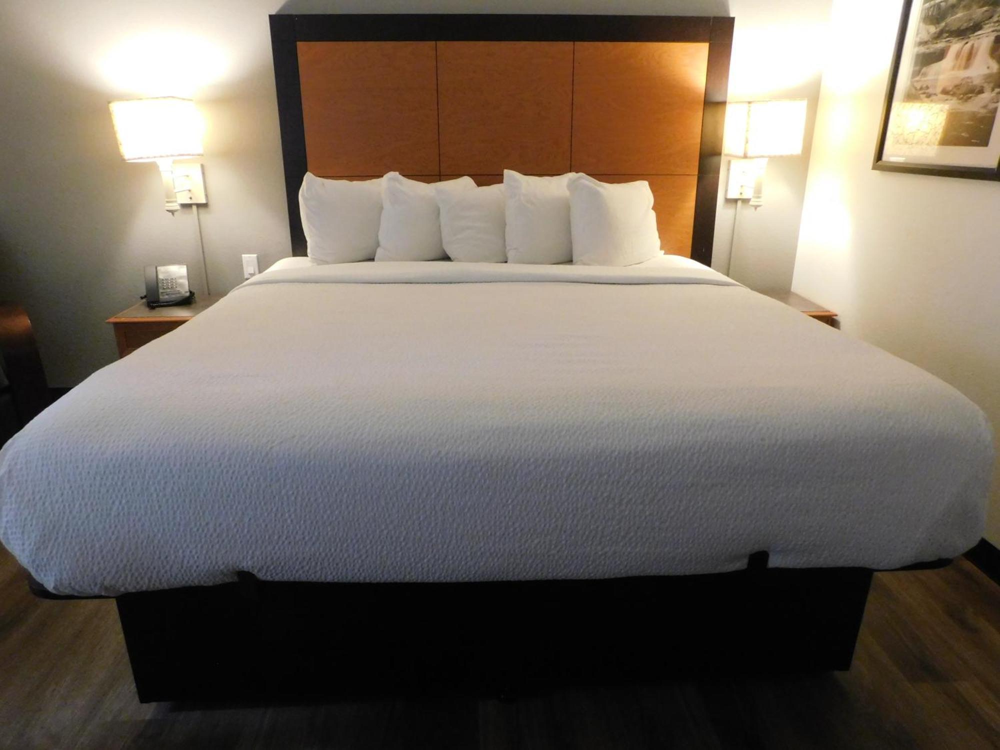 Hotel La Quinta By Wyndham Winston-Salem Zewnętrze zdjęcie
